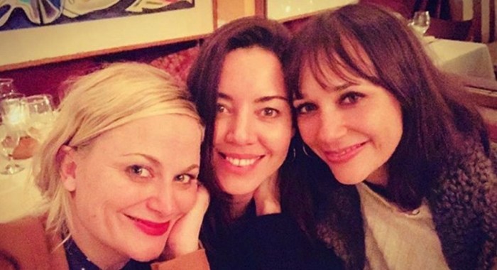 Rashida jones reunited with amy poehler and other parks and rec alums for galentines day and her photo is adorable