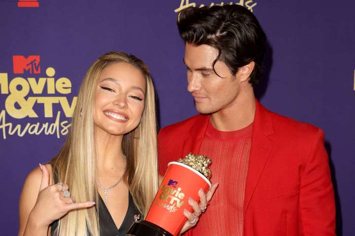 Outer banks chase stokes and madelyn cline get real about working together after breaking up