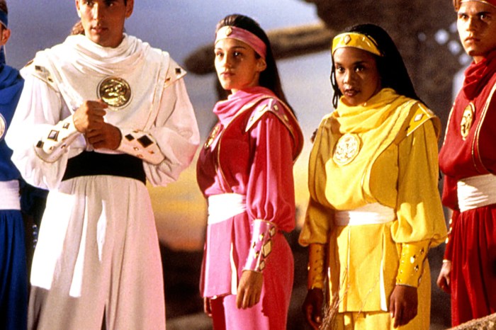 Mighty morphin power rangers icon amy jo johnson responds to claims she passed on netflix special over money