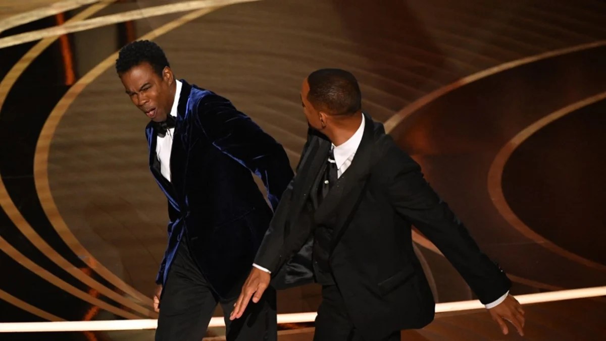 Will smith pokes fun at the oscars slap controversy with funny tiktok trend