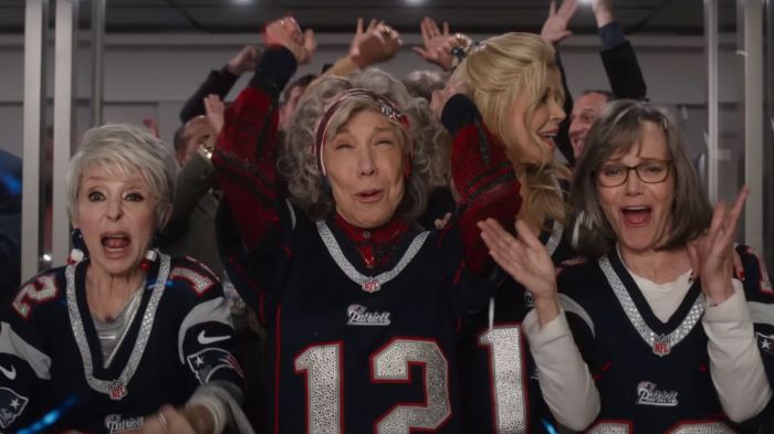 80 for brady reviews are in see what critics are saying about the tom brady centric buddy comedy