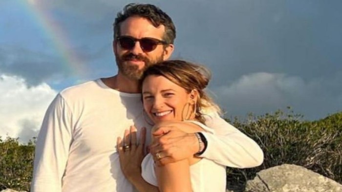 Cnbc host tries to get ryan reynolds to reveal the gender of baby 4 he aint telling but he did share some fun details