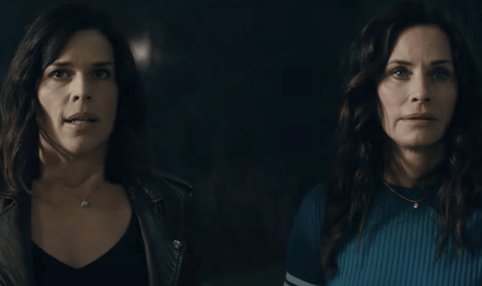 Courteney cox on filming scream vi without neve campbell and how working with ghostface was different this time around
