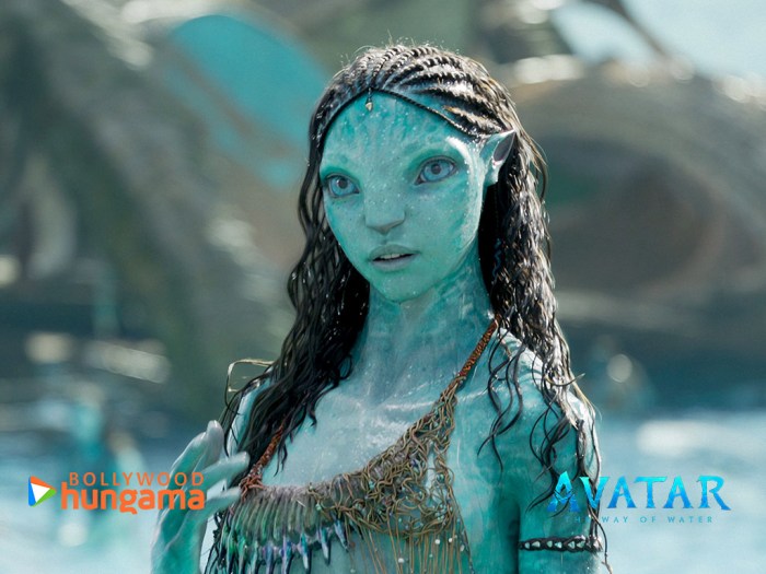 James cameron doesnt want you to watch avatar 2 on your phone but not for the reason youd think