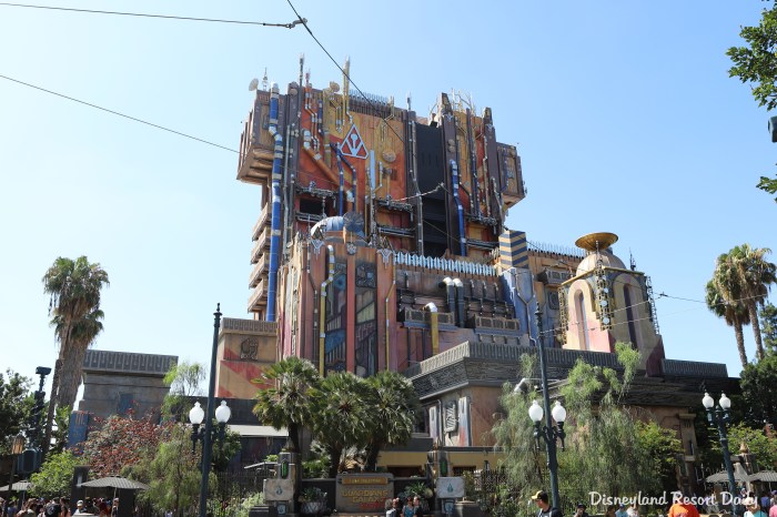News report confuses disneyland resorts guardians of the galaxy ride with disney worlds and the fan roasts are amazing