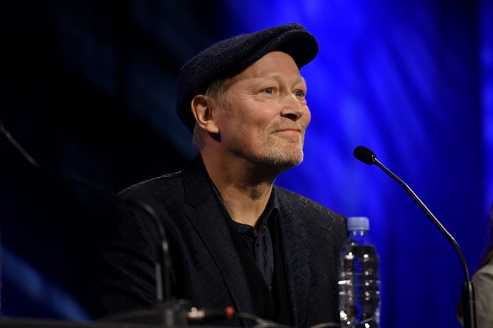 Star wars rebels lars mikkelsen responds to rumors hes reprising thrawn in disneys ahsoka