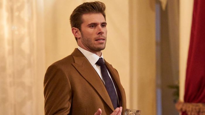 After the bachelors latest breakup fans are starting to see some red flags with zach shallcross