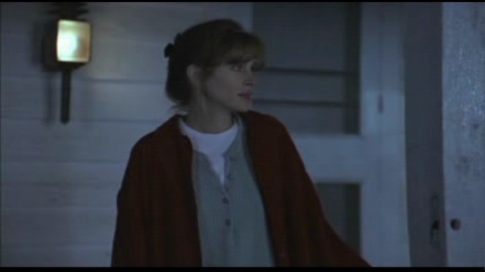See julia roberts candid reaction after being told shes not actually a roberts