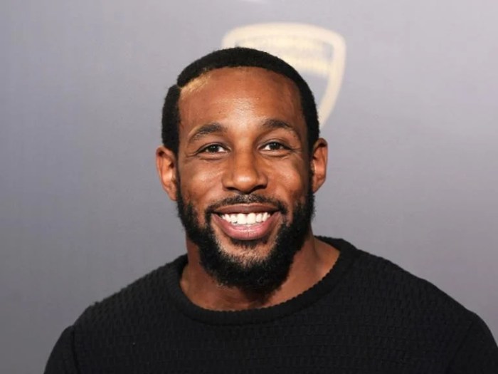 Ellen degeneres remembers last dance with stephen twitch boss as celebrities gathered for a celebration of his life