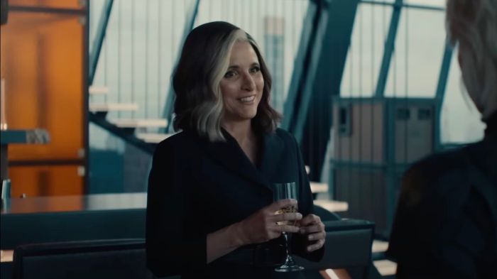 Julia louis dreyfus compares her marvel cluelessness to doing her taxes because of course