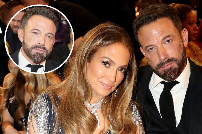 The internet cant get enough of ben affleck really looking like he didnt want to be at the grammys with jlo