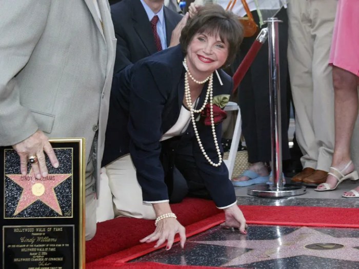 Laverne and shirley star cindy williams is dead at 75