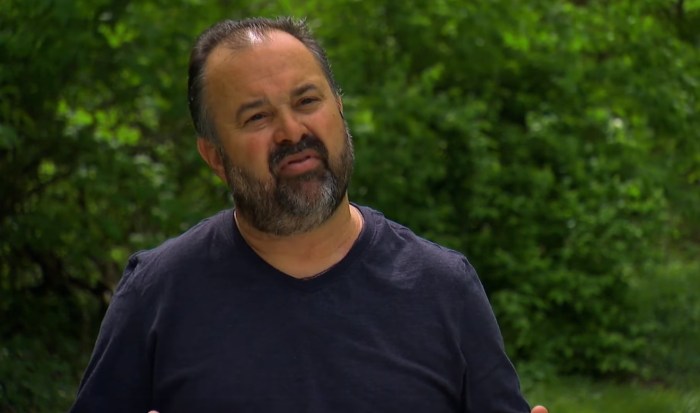 Iii fee frank esq Amidst financial difficulties frank fritzs lawyer wants the former american pickers star to pay him