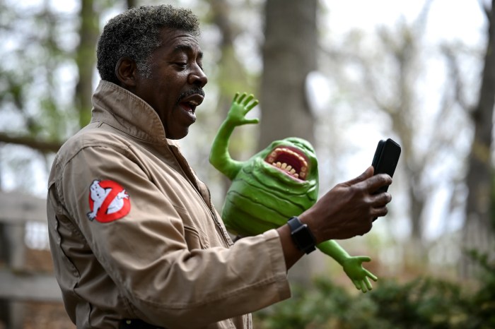 Ernie hudson reveals his iconic ghostbusters role actually wasnt so great im not an add on