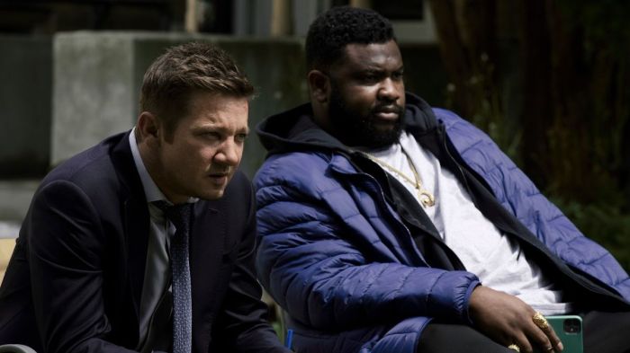 Mayor of kingstowns tobi bamtefa explains why bunny doesnt want to leave his lawn chair