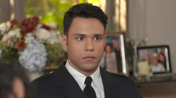 Lone althaus jordin lowe showrunner cliffhanger 2x08 owen tvinsider 9 1 1 lone star cliffhanger leaves carlos with a complete loss of control and more than the tarlos wedding is in danger