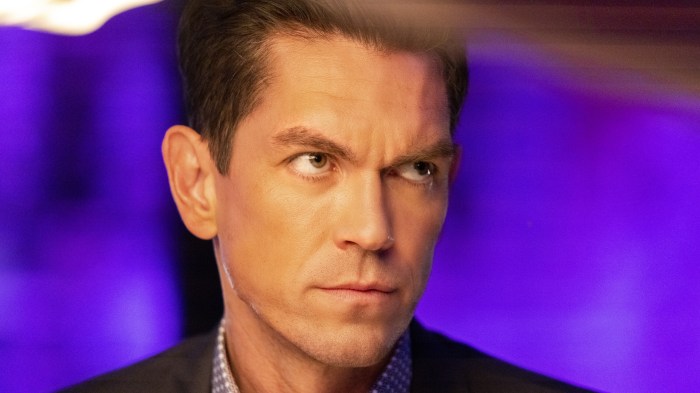True lies tv show boss reveals what star steve howey needed to play arnold schwarzeneggers movie role