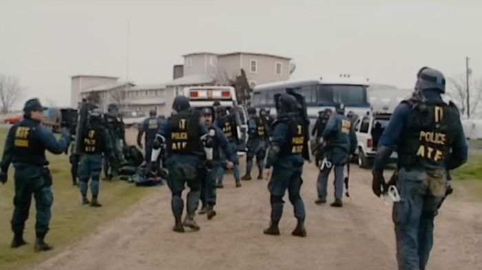 Waco american apocalypse things to know before you watch the netflix docuseries