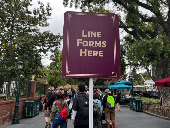 Save splash mountain trended as the longtime disney world ride prepares to close to long lines and nostalgia