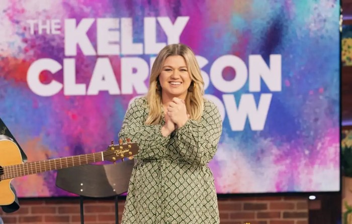 Kelly Clarkson Show is toxic work environment, say staff Watch kelly clarkson drop an f bomb on her talk show and joke about losing viewers over it