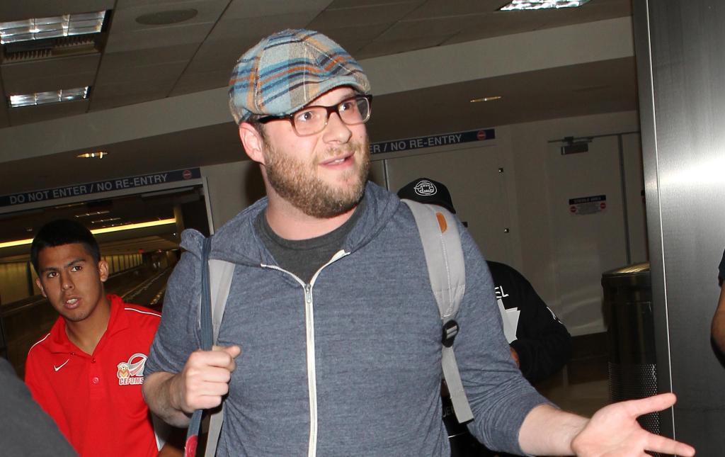 Watch seth rogen share his thoughts on jonah hill curing kanye wests antisemitism with 21 jump street